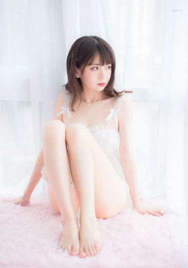 欧美比基尼超模_BD英语免费观看最新