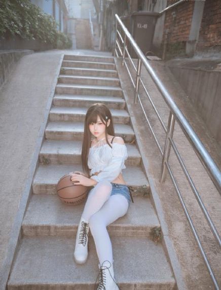 欧美美女12p_720在线视频观看