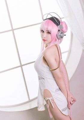 欧美撸丝_720免费观看