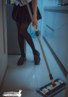 欧美无袖背心裙_蓝光动漫免费观看