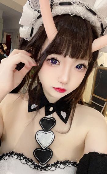 欧美女装性感紧身_720动漫在线观看