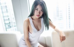 欧美草梅几月份栽_HD神马影院手机在线