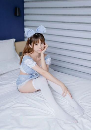 调教玩弄奶头乳夹开乳震动器_剧情片免费高清观看