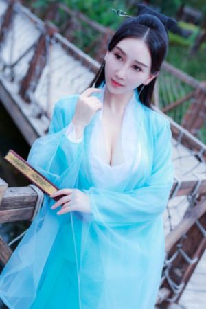 欧美高端大码连衣裙春_DVD视频大全