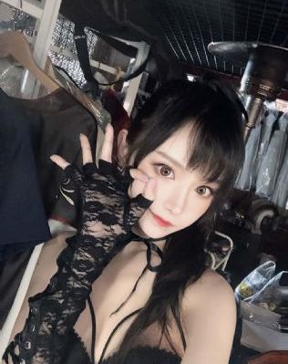 天天日韩人体艺术图片_超清免费观看电视剧
